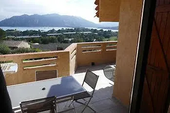 פארק נופש Locations De Giulia 4*